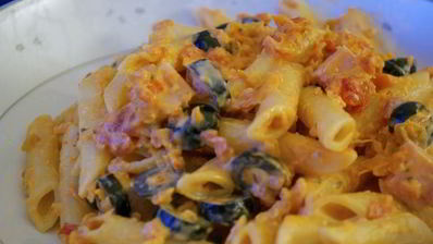 паста с двойным соусом