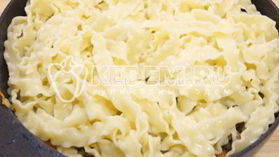 паста с фаршем и стручковой фасолью