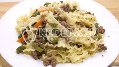 паста с фаршем и стручковой фасолью