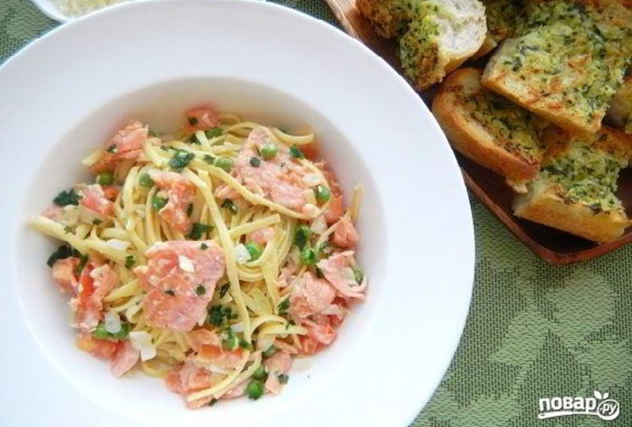 Паста с красной рыбой