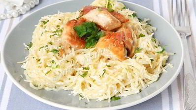 паста с куриным филе и сливочным соусом