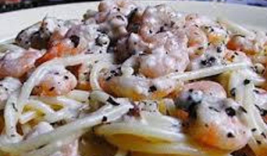 Рецепт пасты с морепродуктами и водорослями в сливочном соусе