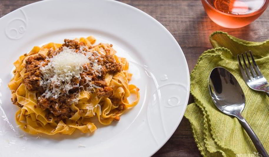 Рецепт пасты с мясным соусом болоньезе