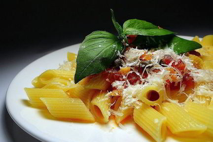 Паста с соусом из каперсов