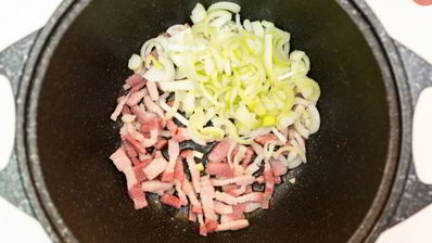 спагетти с беконом