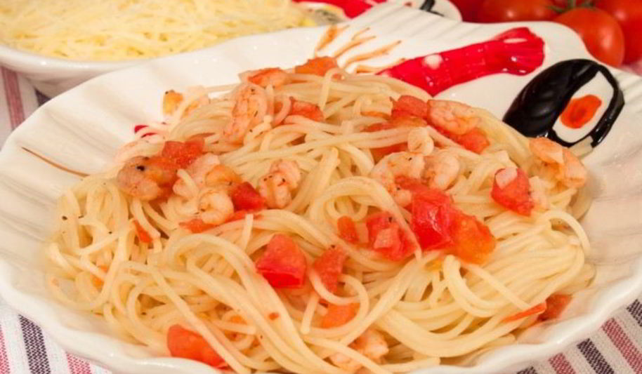 Рецепт спагетти с креветками и помидорами