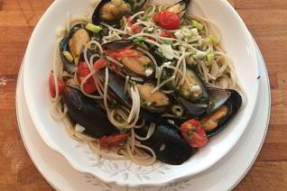 Спагетти с мидиями и фенхелем
