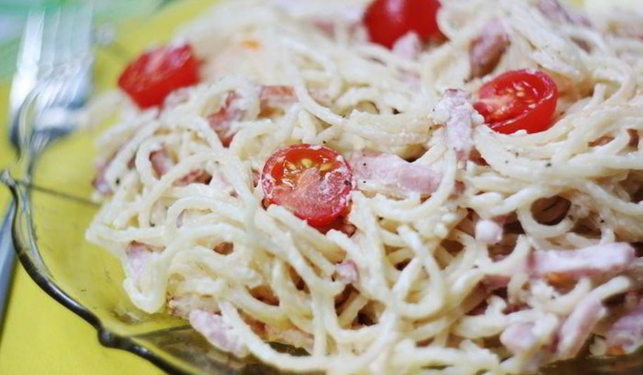 Рецепт спагетти с ветчиной и сливочно-сырным соусом