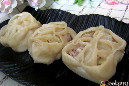 Манты с мясом и картофелем