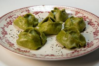 Зеленые манты с тыквой