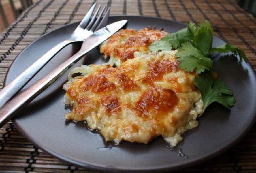 Картофель на сковороде по-французски