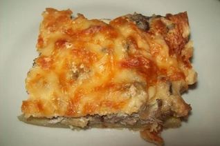 Картофель по-французски с грибами под сыром