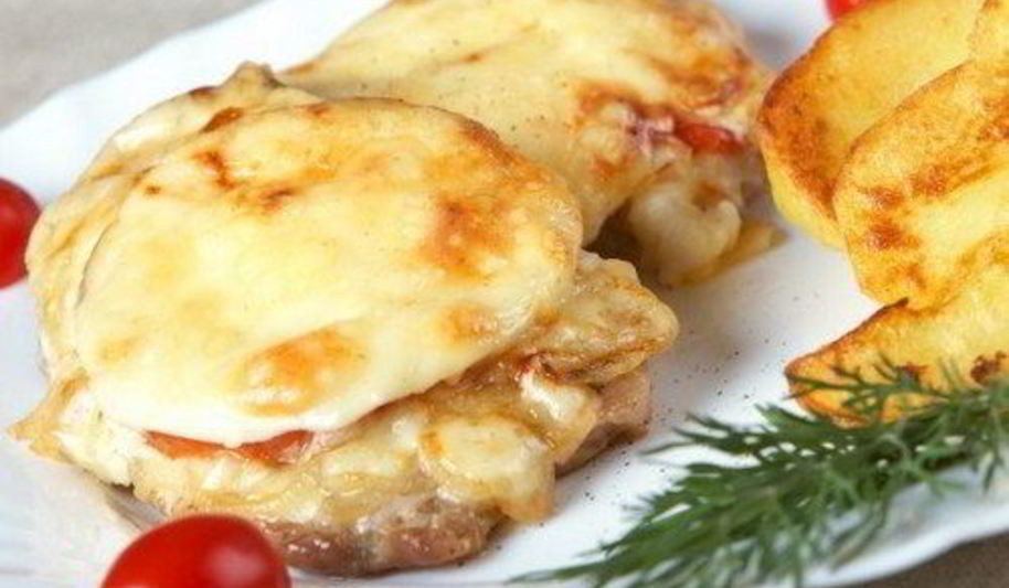 Рецепт мяса по-французски с помидорами