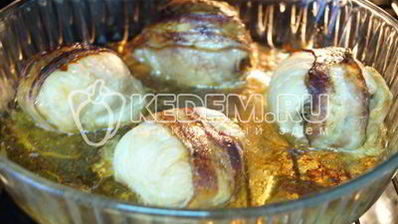 фаршированные куриные бедра с грибами