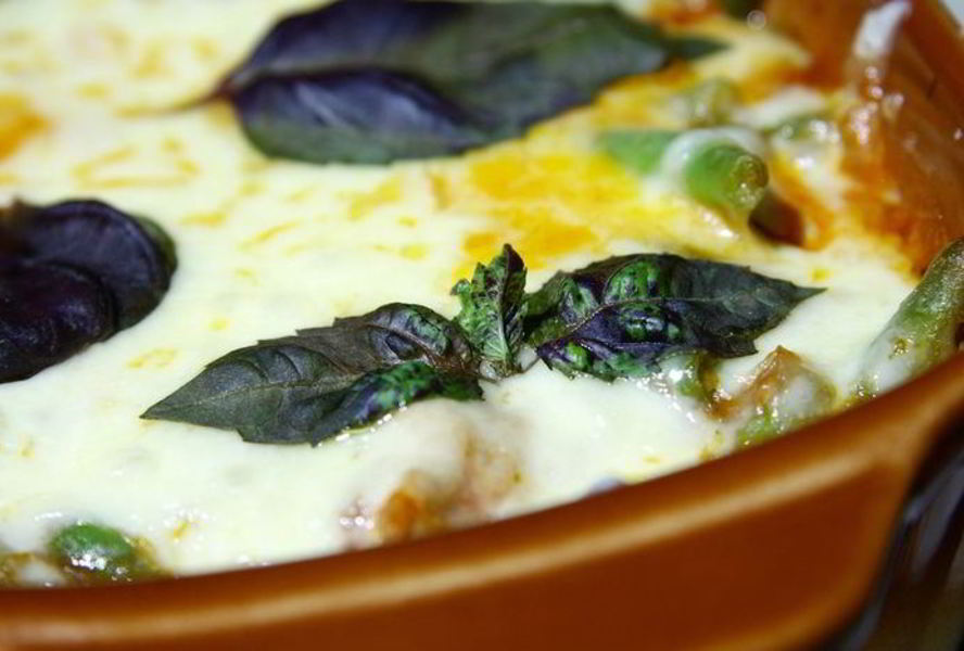 Филе грудки индейки, запеченое с овощами