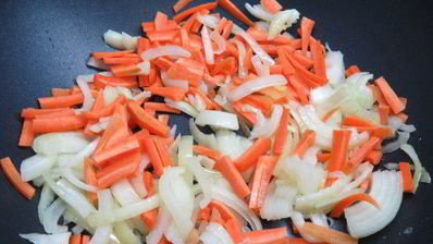 говядина по-гречески с черносливом