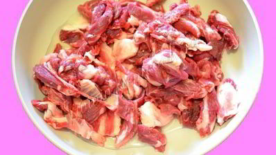 говядина с луком и барбарисом