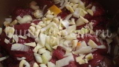 говяжьи отбивные с овощами в мультиварке