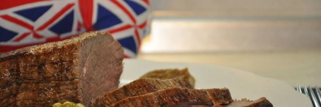 Классический ростбиф с зеленым горошком