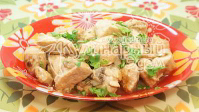 куриная грудка тушеная в вине