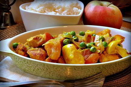 Куриное карри с яблоками
