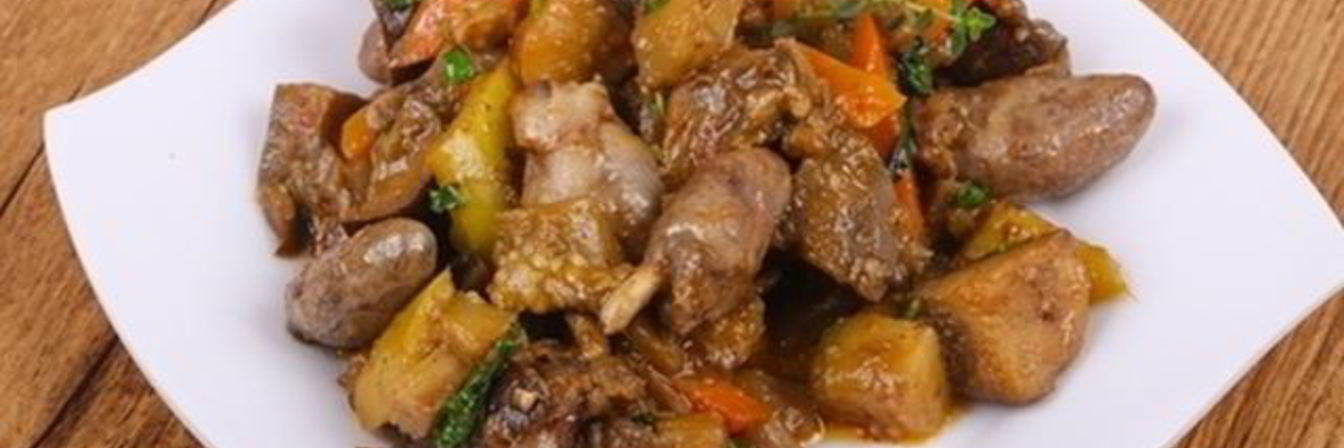 Куриные сердечки с баклажанами