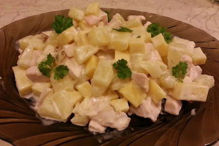 Курица с ананасом