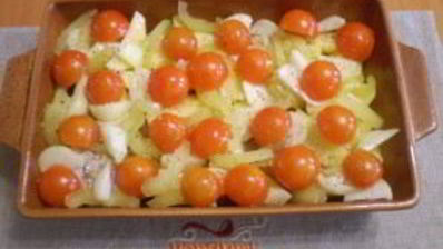 курица в духовке с овощами и картофелем