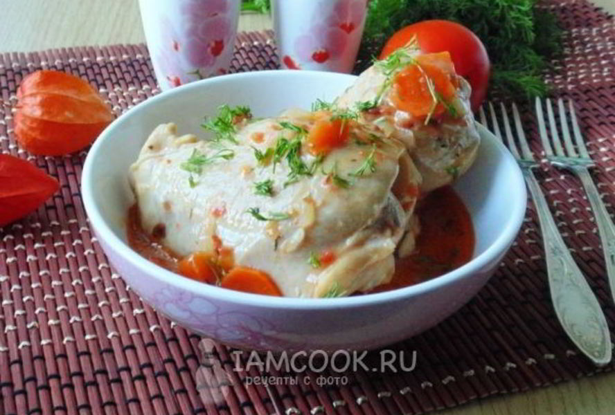 Курица в сметанно-томатном соусе
