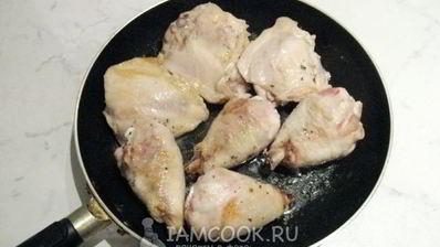 курица в сметанно-томатном соусе