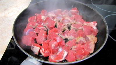 мясо, тушеное с картофелем