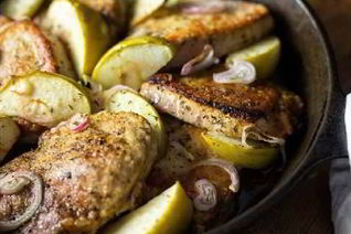 Свинина по-валлийски с яблоками