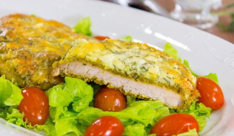 Рецепт свинины, вымоченной в молоке, запеченная под сметанным соусом