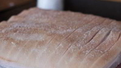 свинина запеченная с чесноком