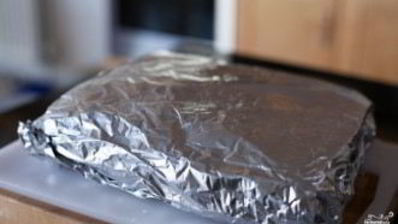 свинина запеченная с чесноком