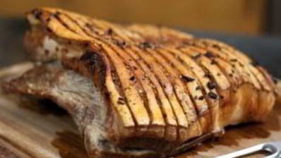 свинина запеченная с чесноком