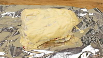 свинина, запеченная в фольге целым куском