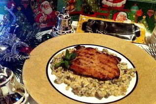 Свиные отбивные в горчично-грибном соусе