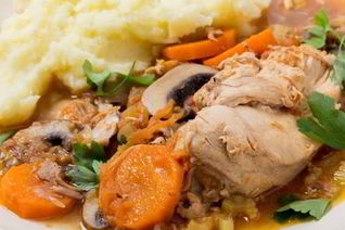 Тушеная курица