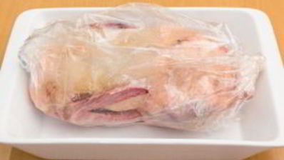 утка, фаршированная яблоками