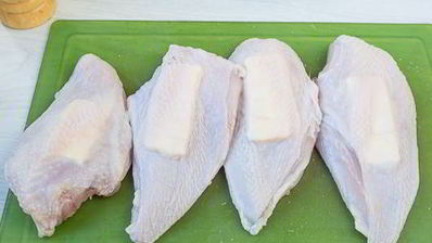 запеченная куриная грудка с грибным соте