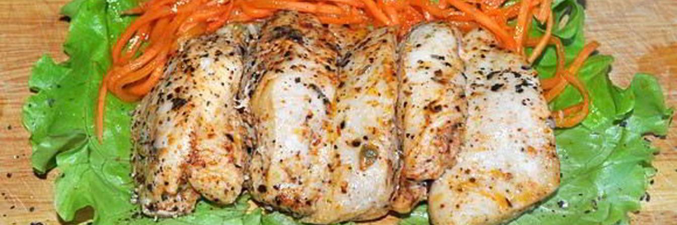 Запеченное куриное филе в лимонном маринаде