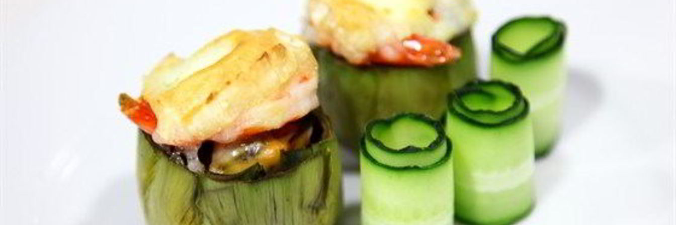 Артишоки, фаршированные мидиями и креветками, под шапкой из козьего сыра