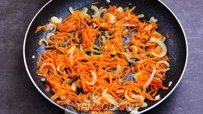 баклажаны тушеные с помидорами и чесноком