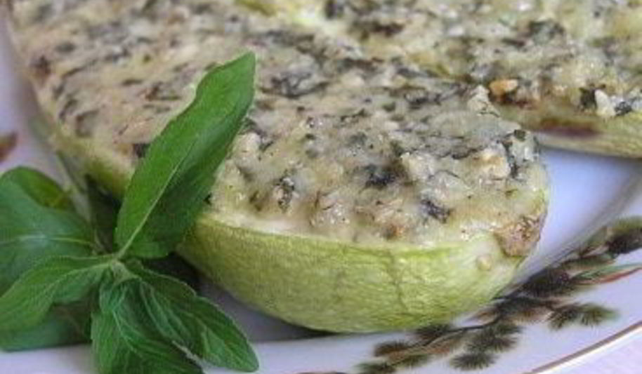 Рецепт кабачков под орехово-мятным соусом