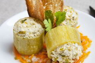 Кабачки с куриным фаршем в духовке