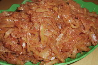 Капуста белокочанная тушеная