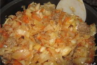 Капуста с говядиной в мультиварке