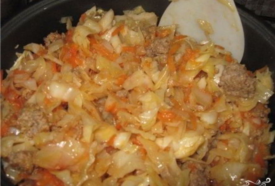 Капуста с говядиной в мультиварке