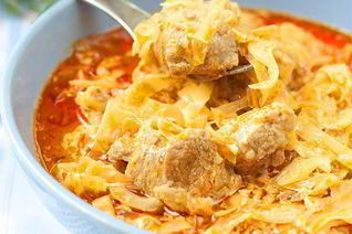 Капуста тушеная с мясом